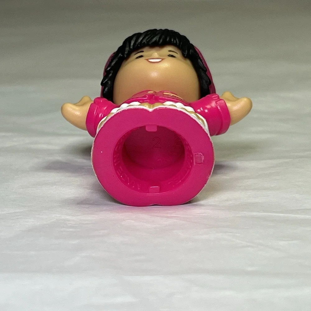 Fisher Price Little People Black Hair Barbie‎ Pajama Girl in Pink